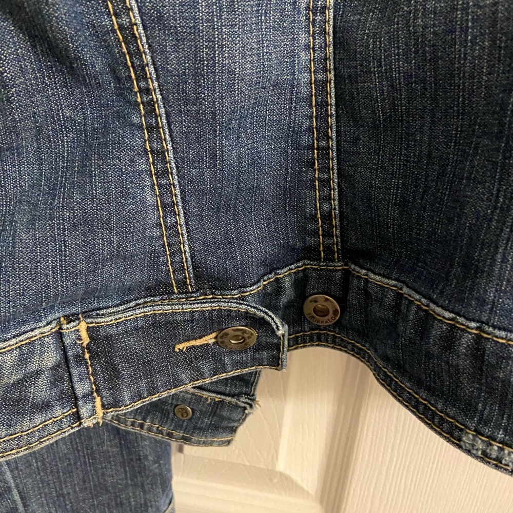 Ladies GUESS Jean Jacket - Picture 5 of 6